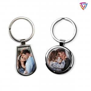 Chaveiro de Metal com Resina Personalizado Metal     Criação de Arte